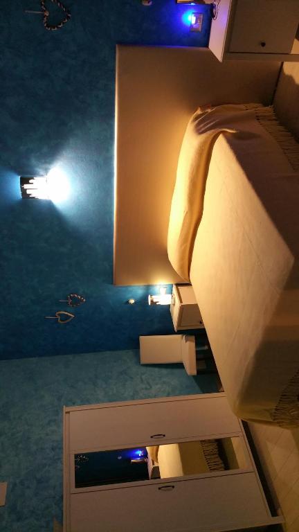 Fenix room 4