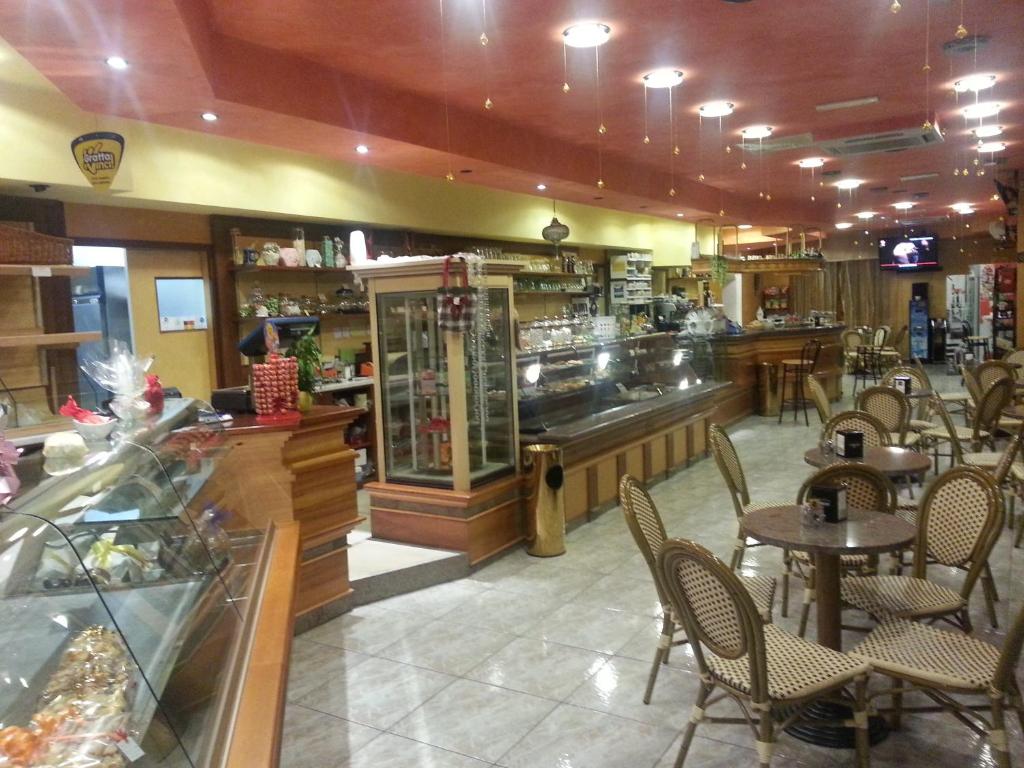Fenix room 6